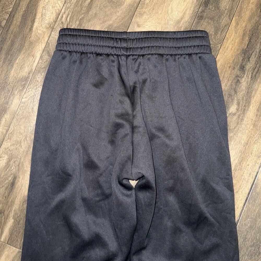 Under‎ Armour Loose Fit Black Sweatpants Fleece Lined Athleticwear Men's Small